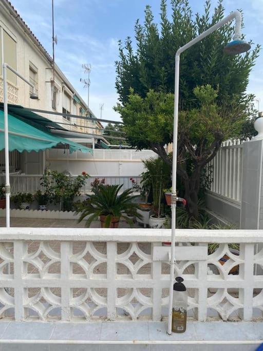 Apto Con Terraza Y 2 Dormitorios. 600 Megas Wifi. Санта-Пола Екстер'єр фото